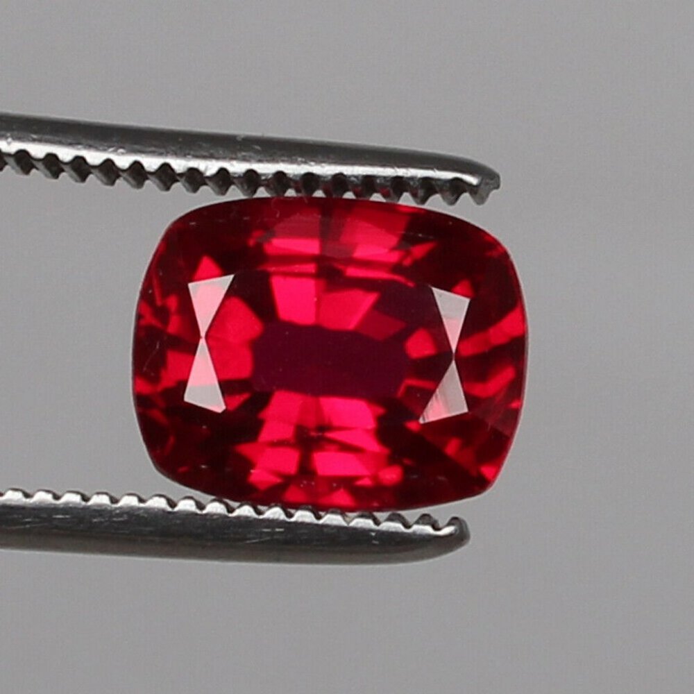 Red Ruby Natural Mozambique 6.65 Ct Cushion Cut